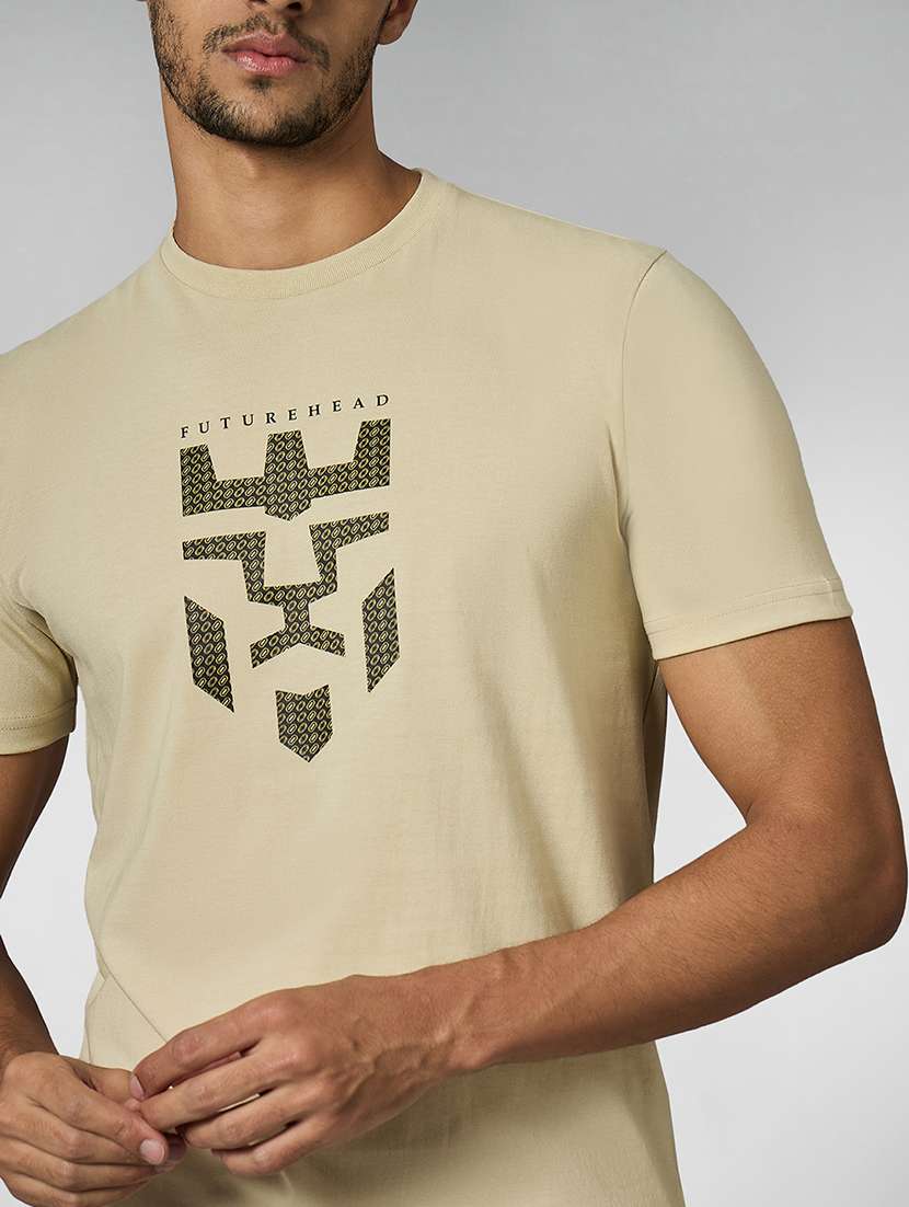 men front print round neck regular fit t-shirt - 21913133 -  Standard Image - 4