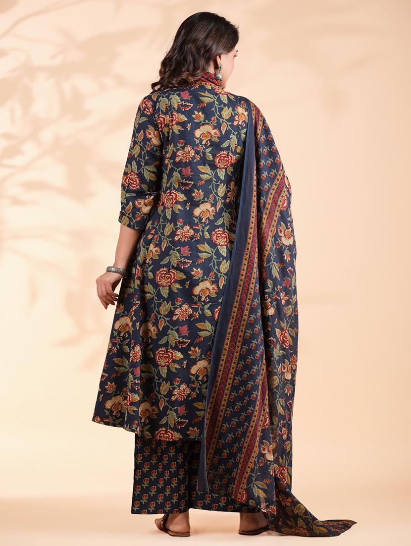 women three quarter sleeve kurta palazzo with dupatta set - 21913223 - Standard Image - 4