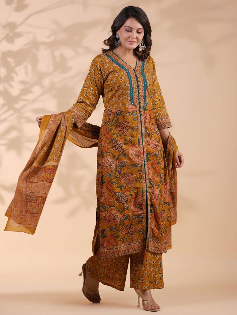 women three quarter sleeve kurta palazzo with dupatta set - 21913227 - Standard Image - 6