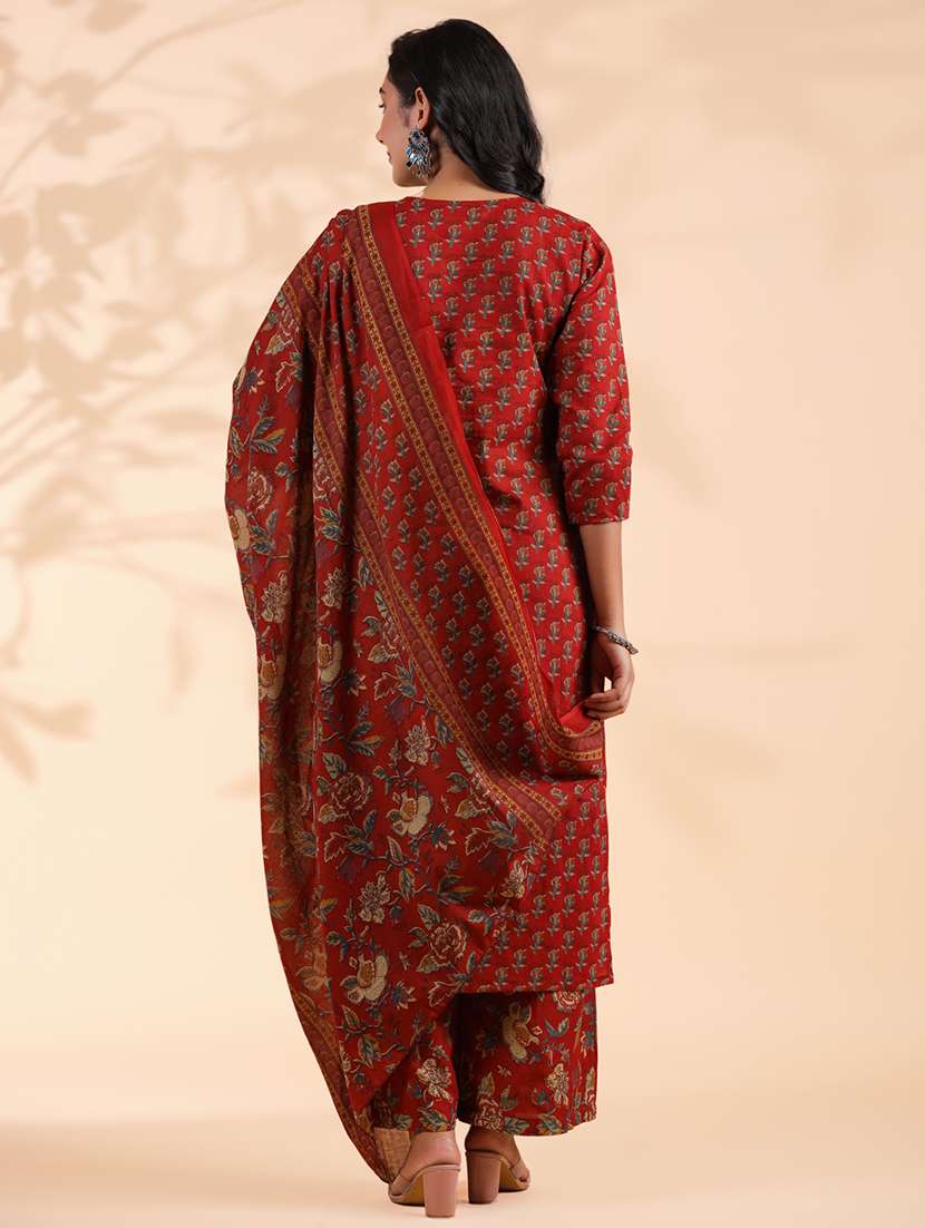 women three quarter sleeve kurta palazzo with dupatta set - 21913228 - Standard Image - 4