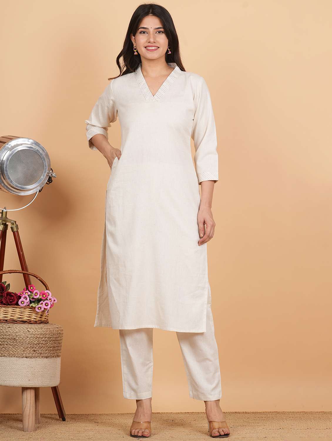 Women Three Quarter Sleeve Kurta Pant Set - 21913231 -  Standard Image - 1