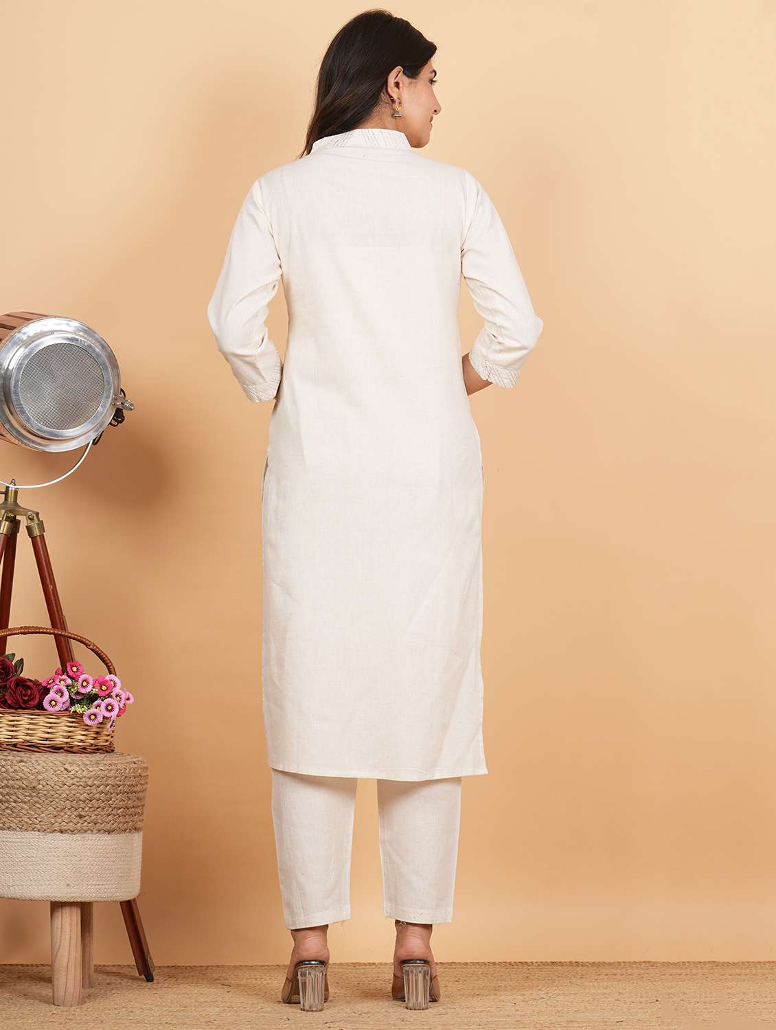 Women Three Quarter Sleeve Kurta Pant Set - 21913231 -  Standard Image - 4