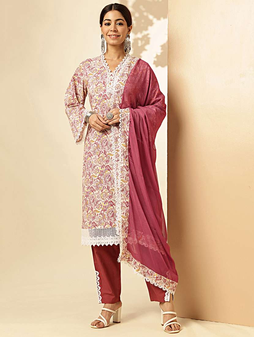 women three quarter sleeve kurta pant with dupatta set - 21913242 - Standard Image - 1