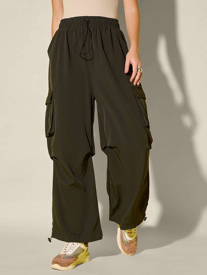 women solid high rise parachute pants