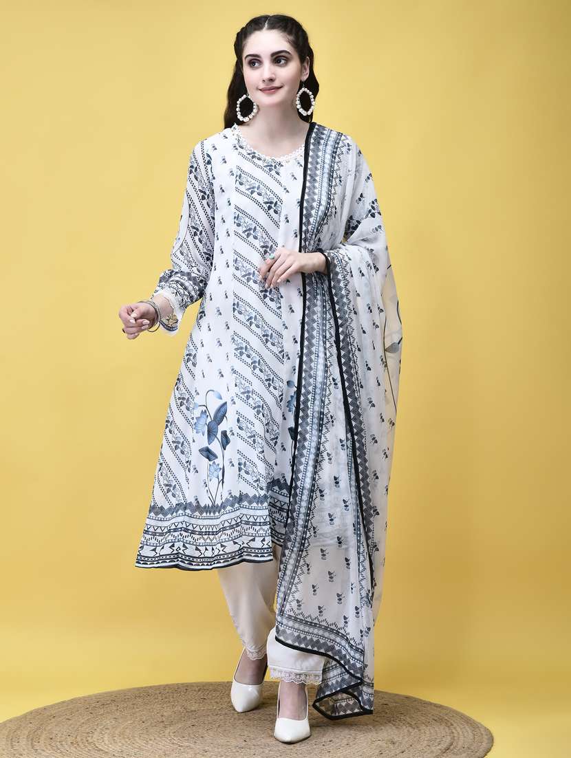 women white long sleeve kurta pant with dupatta set