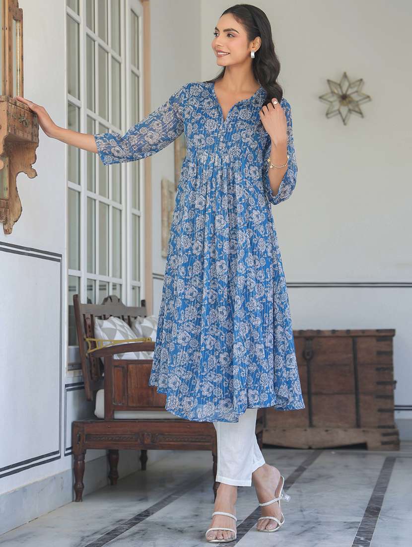 women blue floral printed three quarter sleeve flared kurta - 21913579 -  Standard Image - 4