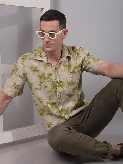 men printed short sleeve slim fit casual shirt - 21914304 - Standard Image - 0