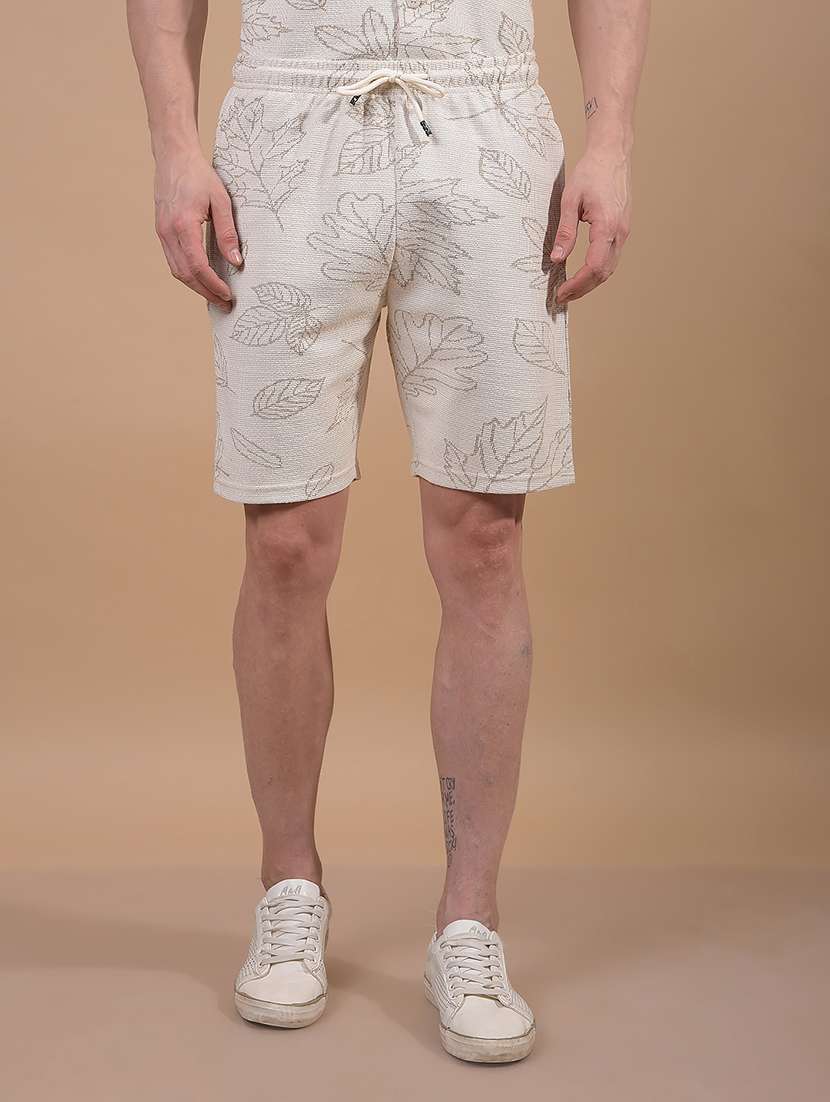 men printed mid rise regular fit short 