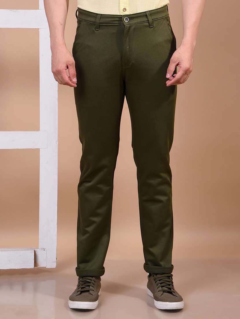 men solid mid rise slim fit chinos