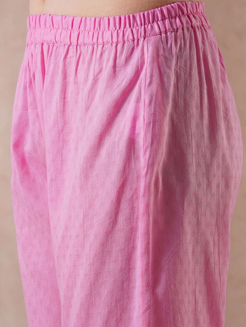 women three quarter sleeve kurta pant set - 21915404 -  Standard Image - 4