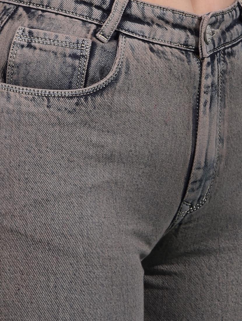 women solid mid rise straight fit jean - 21916033 - Standard Image - 4