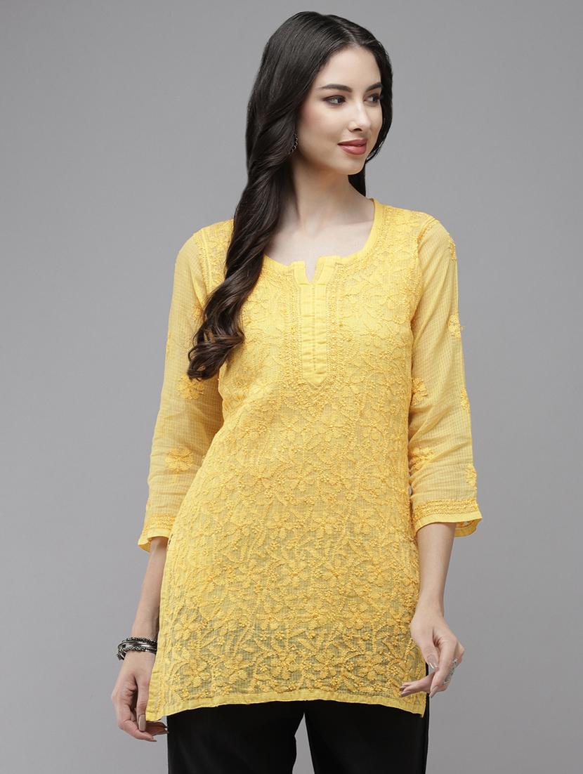 women three quarter sleeve chikankari straight kurti - 21916117 - Zoom Image - 0