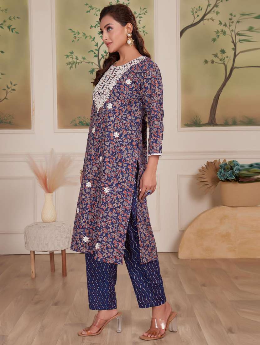 women three quarter sleeve kurta pant with dupatta set - 21916155 -  Standard Image - 1