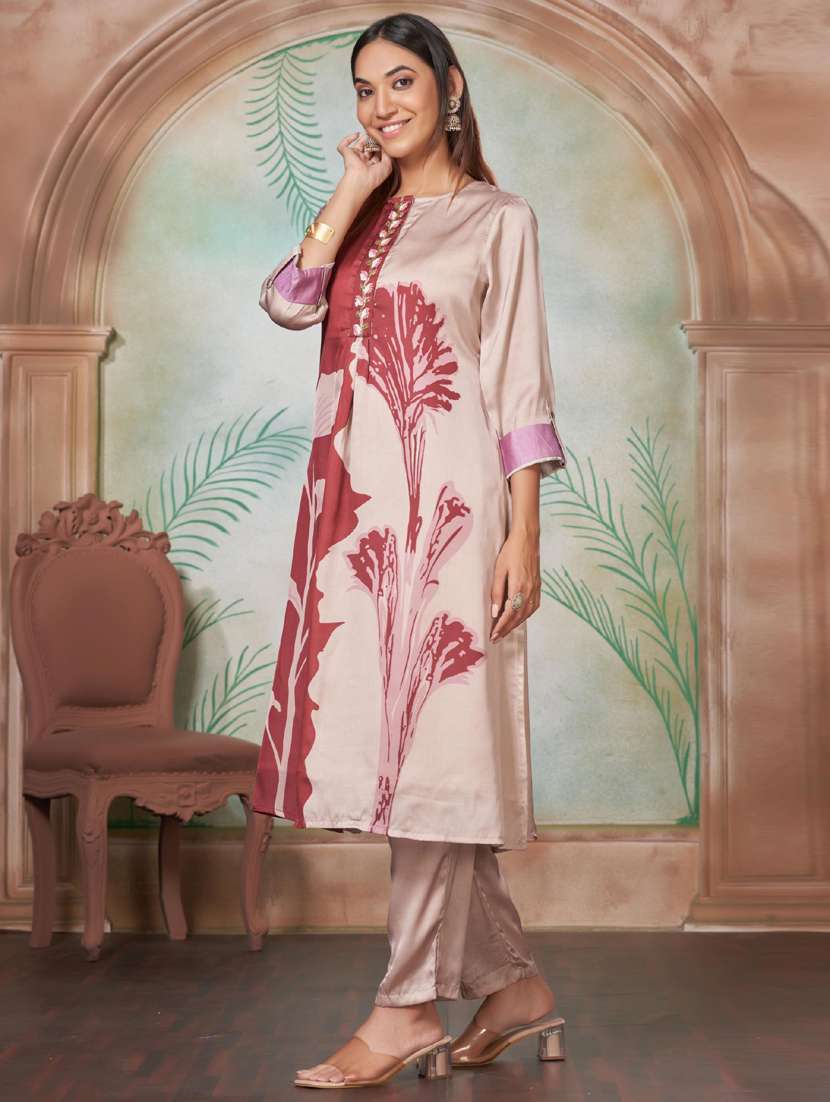 women three quarter sleeve kurta pant set - 21916159 -  Standard Image - 1