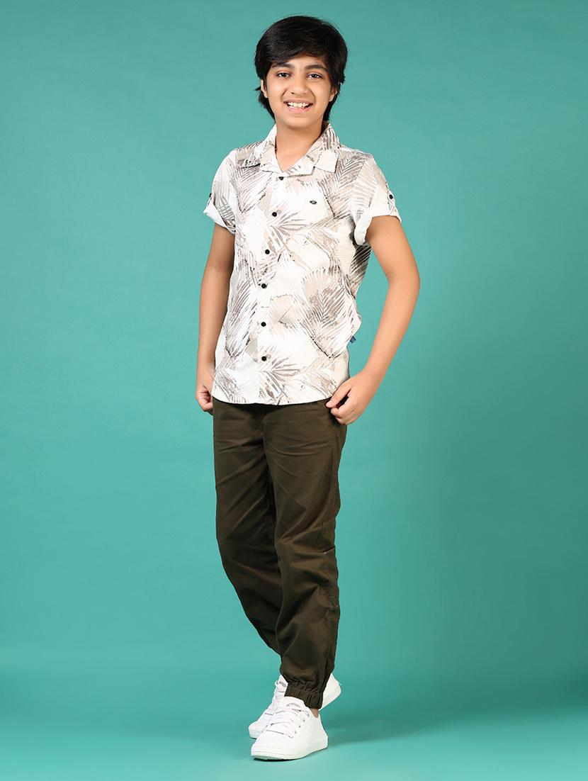 boys solid mid rise jogger - 21916480 - Standard Image - 6