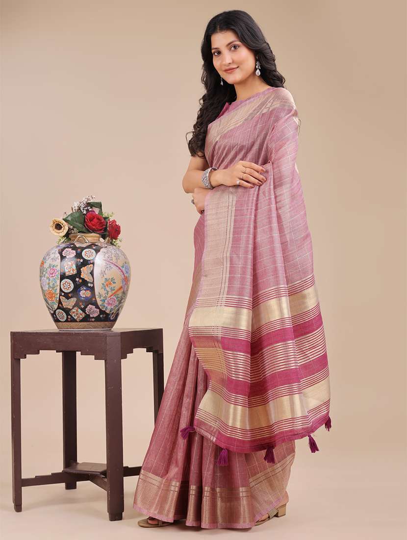 women checkered bordered saree with blouse - 21916609 -  Standard Image - 1