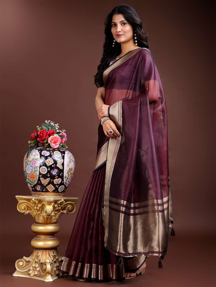 women solid with bordered saree with blouse - 21916613 -  Standard Image - 1