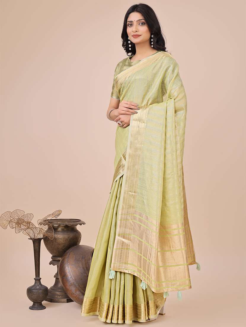 women solid with bordered saree with blouse - 21916637 -  Standard Image - 1