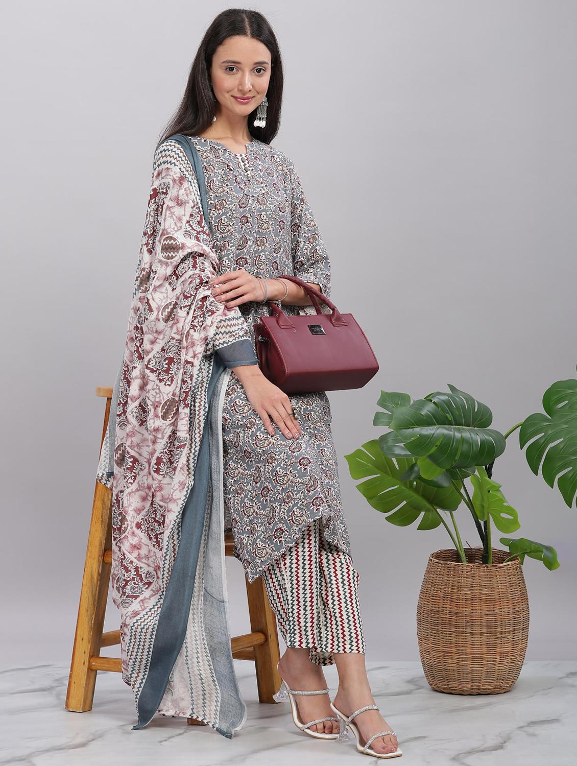 women three quarter sleeve kurta pant with dupatta set - 21916649 - Standard Image - 4