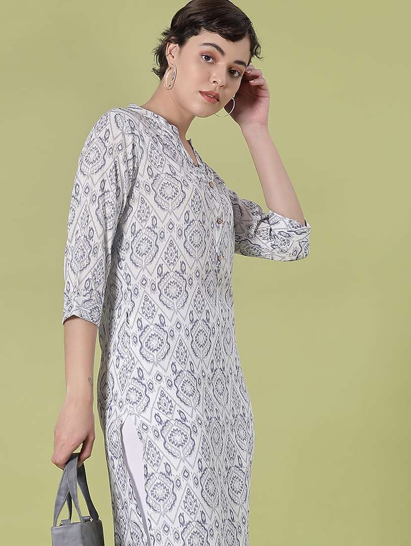 women three quarter sleeve straight kurta - 21916897 -  Standard Image - 4