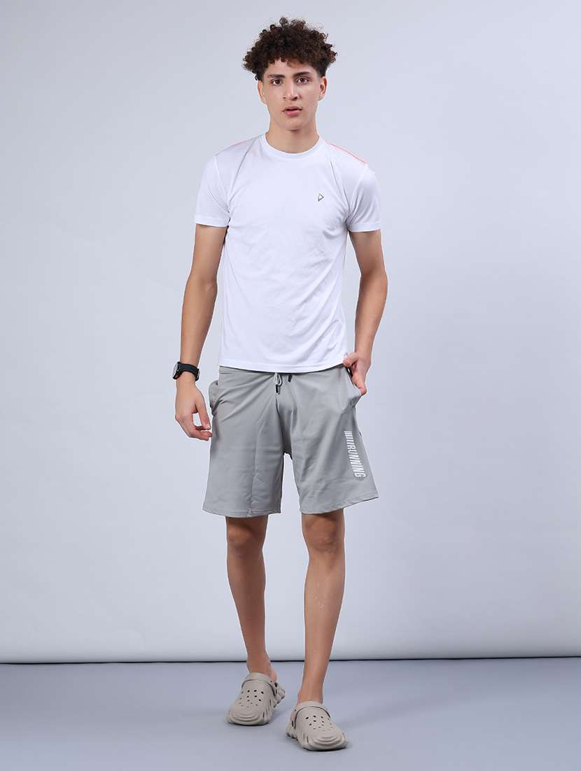 men solid mid rise regular fit sport shorts - 21916920 -  Standard Image - 4