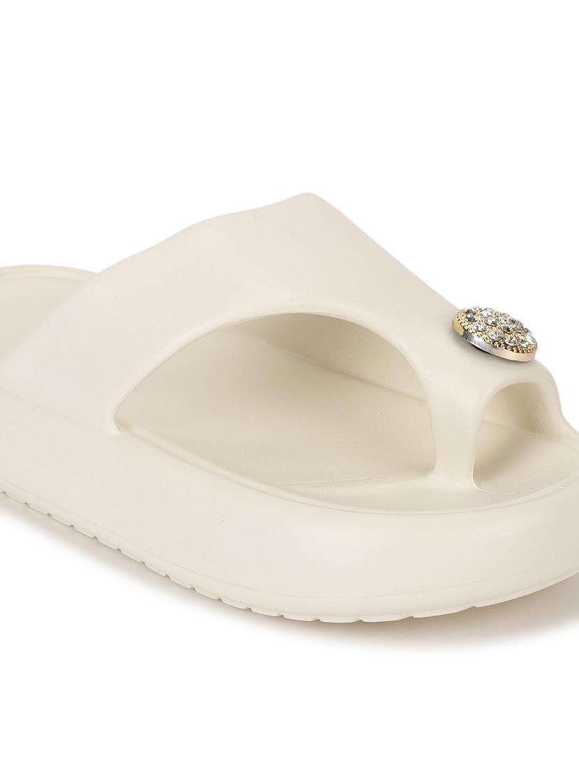 women solid one toe flip flop - 21917855 - Standard Image - 6