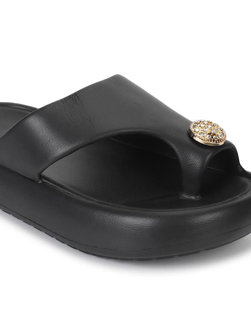 women solid one toe flip flop - 21917856 - Standard Image - 6