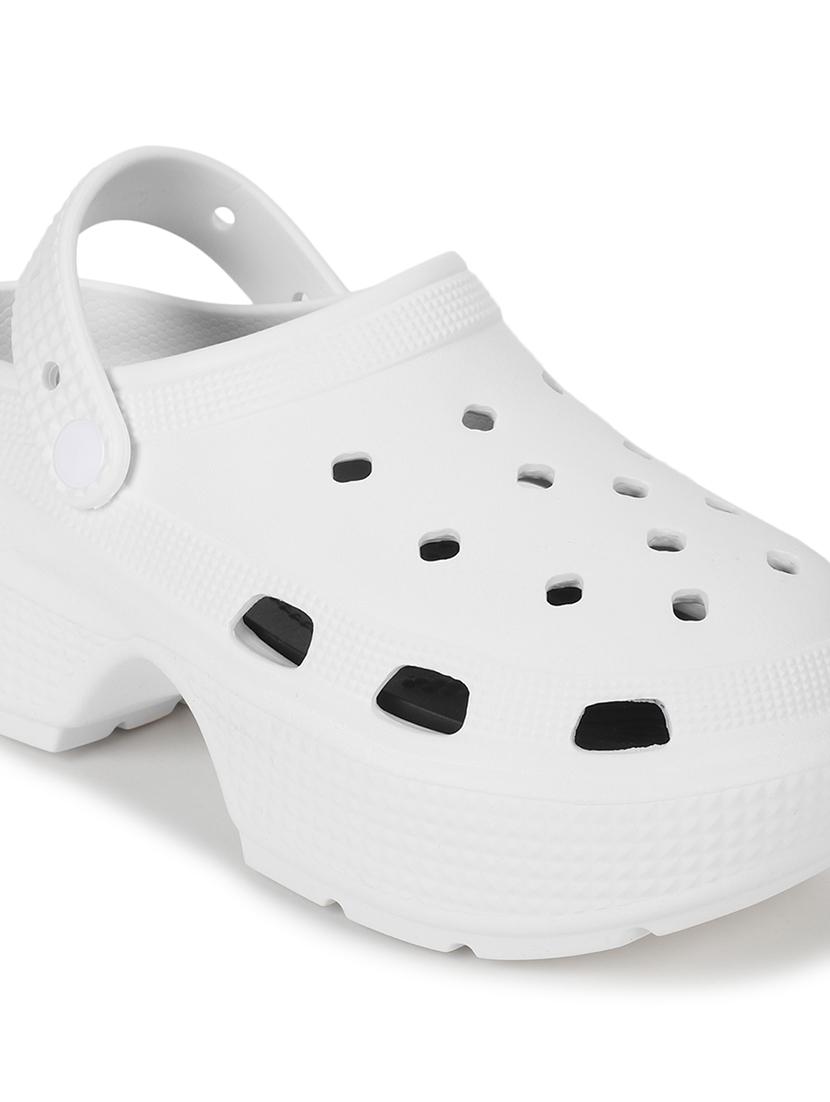 women solid slip on clogs - 21917866 - Standard Image - 6