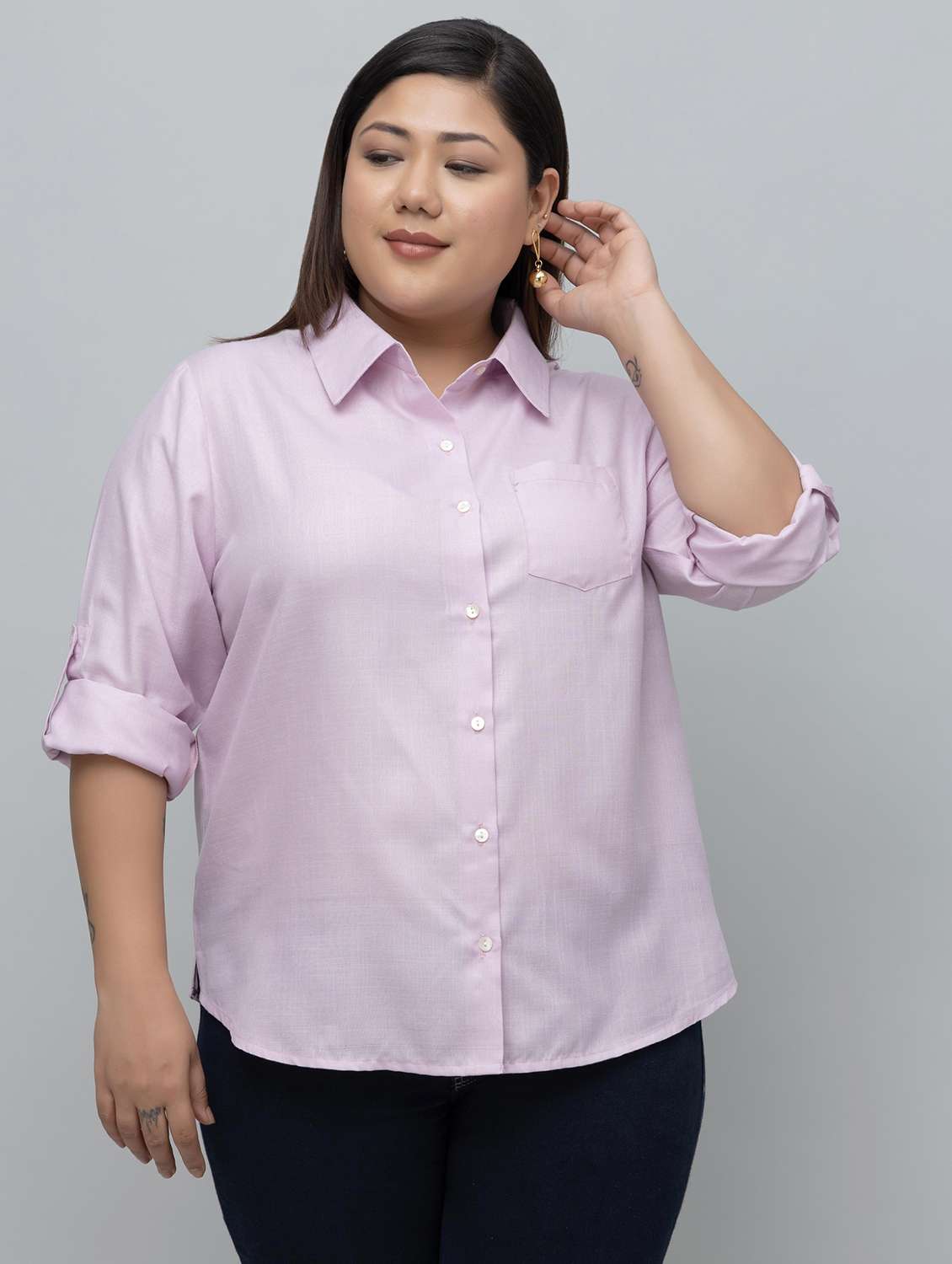 women plus size solid collared shirt