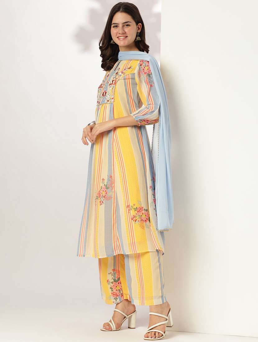 women three quarter sleeve kurta pant with dupatta set - 21918804 -  Standard Image - 1