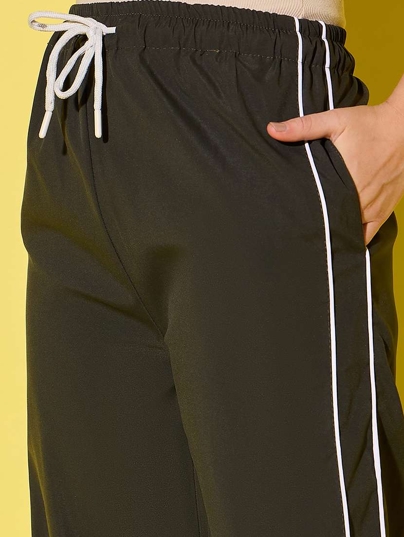 women solid high rise parachute pant - 21918829 - Standard Image - 4