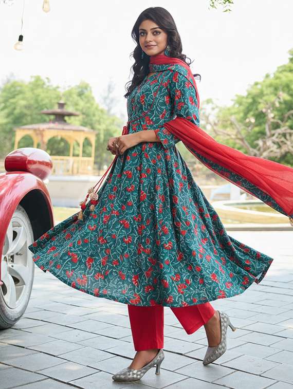 women three quarter sleeve kurta pant with dupatta set - 21918854 -  Standard Image - 1