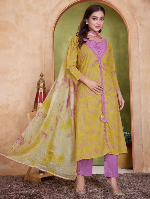 women three quarter sleeve kurta pant with dupatta set