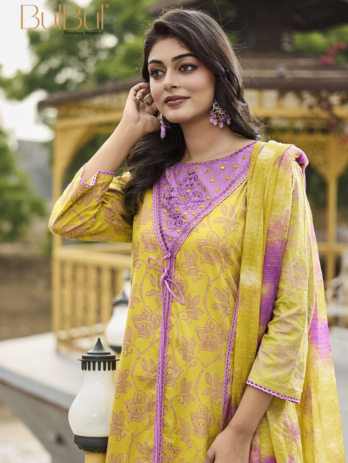 women three quarter sleeve kurta pant with dupatta set - 21918858 -  Standard Image - 4