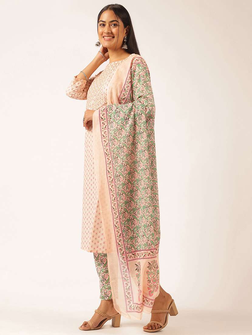 women three quarter sleeve kurta pant with dupatta set - 21918887 -  Standard Image - 1