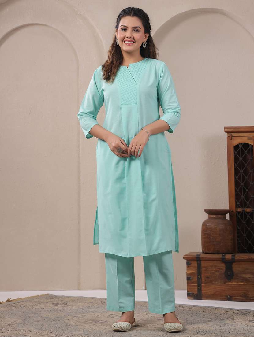 women solid three quarter sleeve kurta pant  set