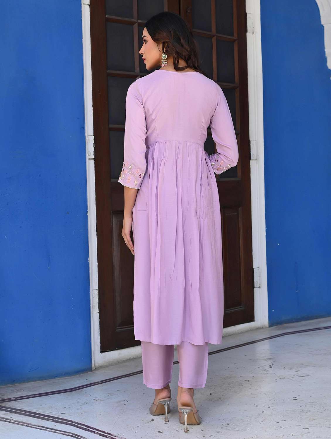 women three quarter sleeve kurta pant with dupatta set - 21919849 - Standard Image - 4