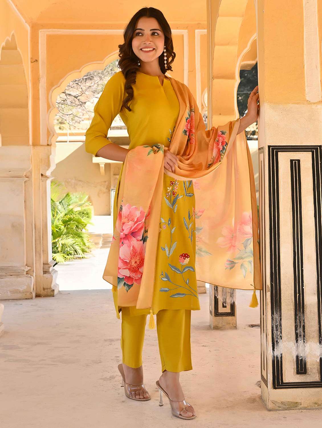 women three quarter sleeve kurta pant with dupatta set - 21919861 -  Standard Image - 1