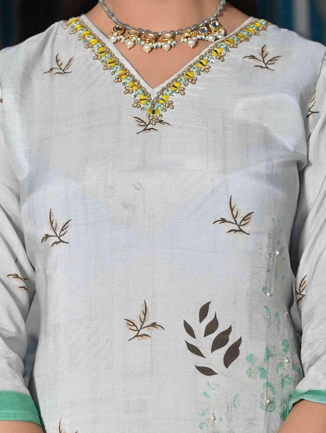 women three quarter sleeve kurta pant with dupatta set - 21919862 -  Standard Image - 4