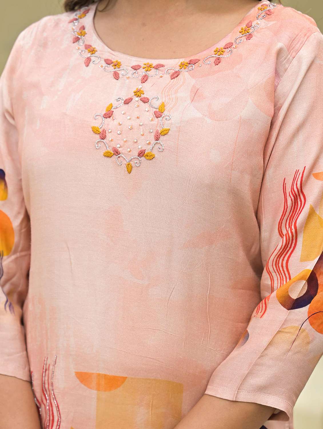 women three quarter sleeve kurta pant with dupatta set - 21919864 - Standard Image - 6