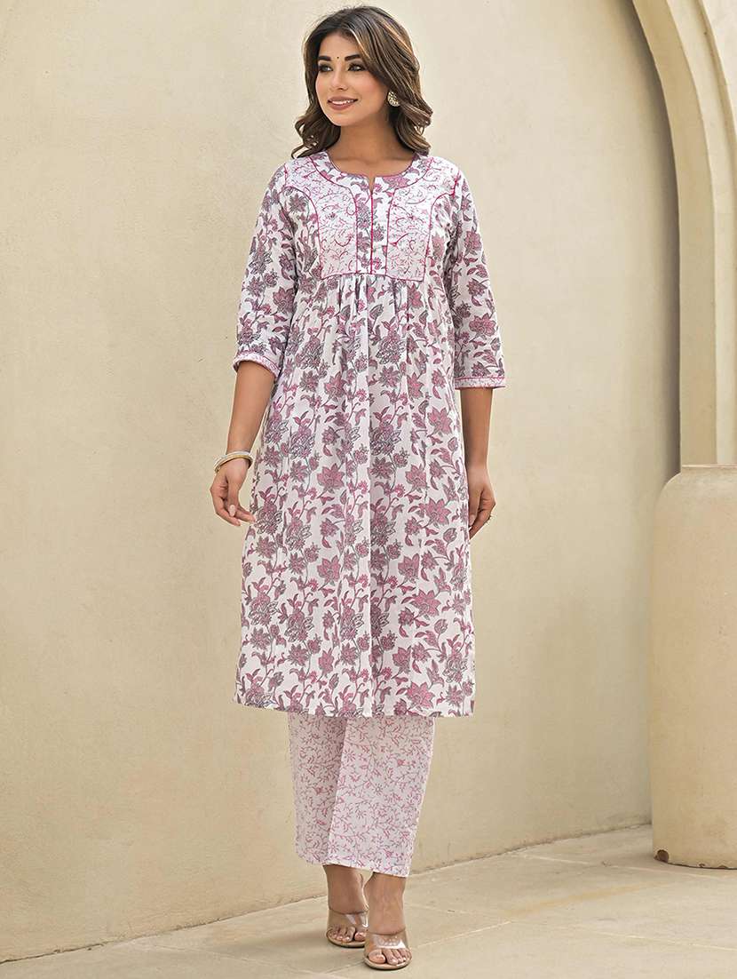 Women Three Quarter Sleeve Kurta Pant With Dupatta Set - 21919872 -  Standard Image - 1