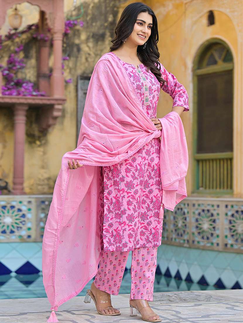 women three quarter sleeve kurta pant with dupatta set - 21919878 -  Standard Image - 1