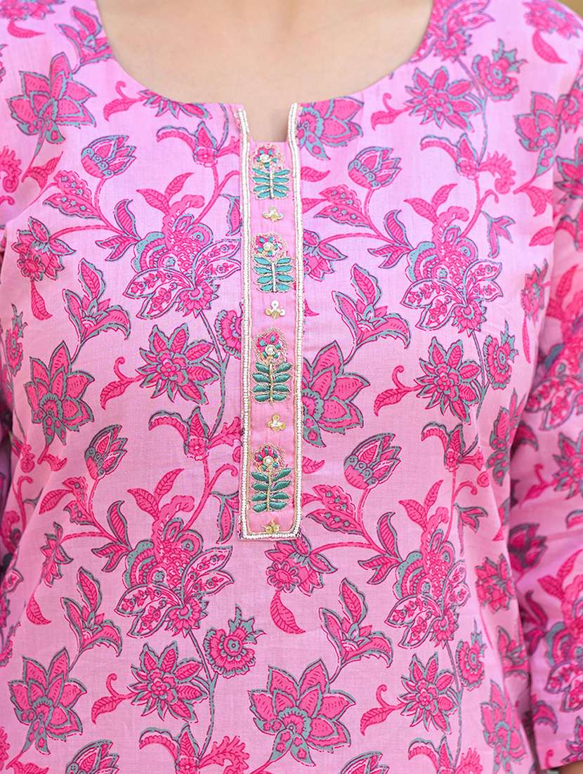 women three quarter sleeve kurta pant with dupatta set - 21919878 -  Standard Image - 4