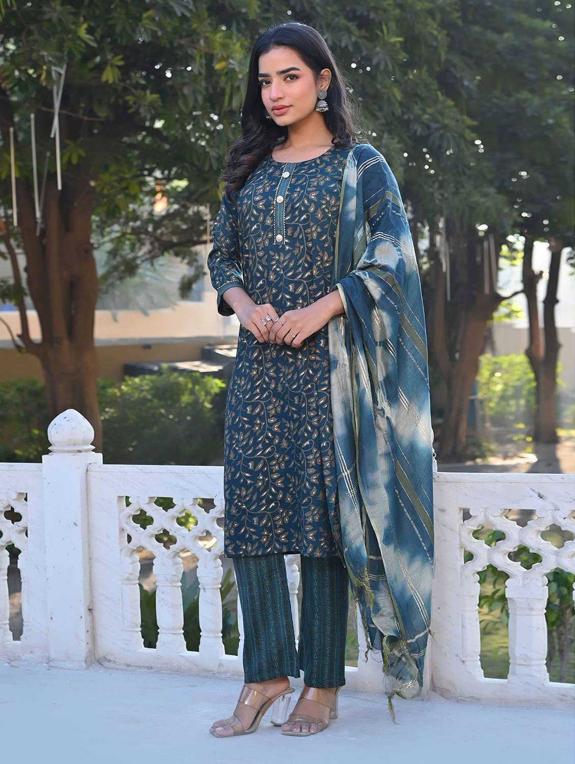 women three quarter sleeve kurta pant with dupatta set - 21919889 -  Standard Image - 1