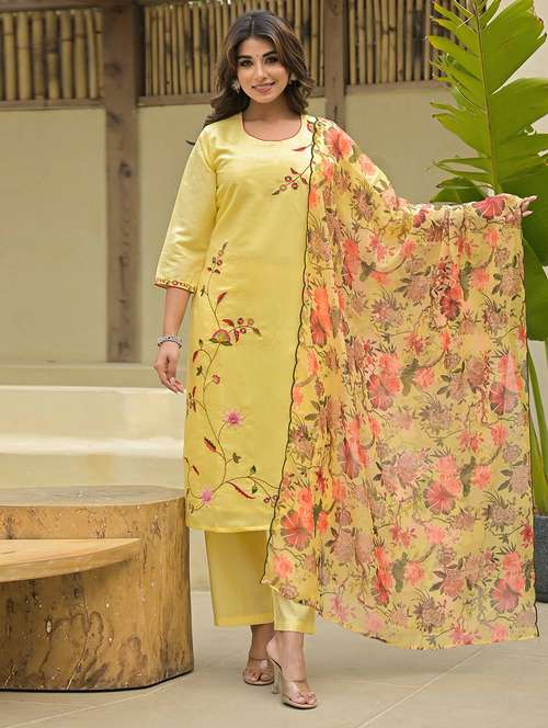 women three quarter sleeve kurta pant with dupatta set - 21919896 -  Standard Image - 0