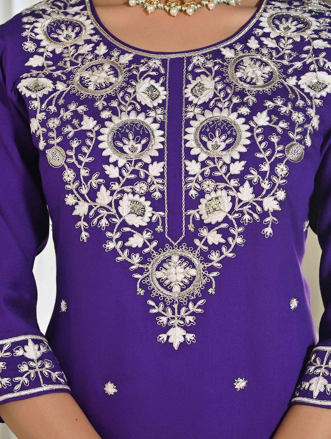 women three quarter sleeve kurta pant with dupatta set - 21919900 - Standard Image - 4