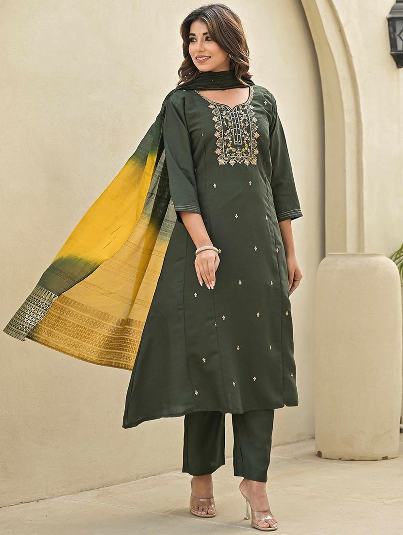 women three quarter sleeve kurta pant with dupatta set - 21919909 - Standard Image - 4