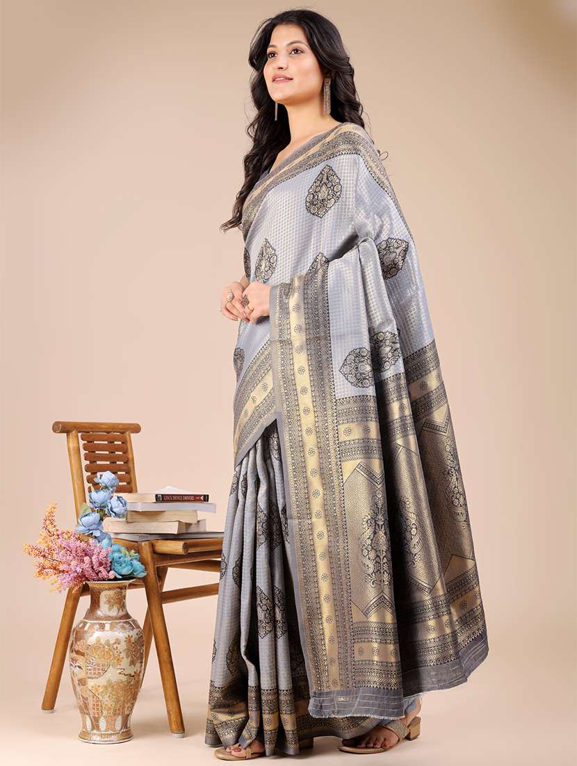 women self design bordered saree with blouse - 21920361 -  Standard Image - 1