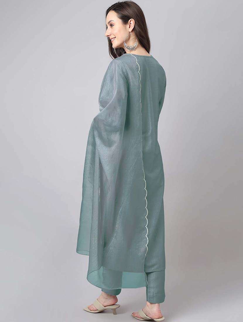 women three quarter sleeve kurta pant with dupatta set - 21922402 -  Standard Image - 4