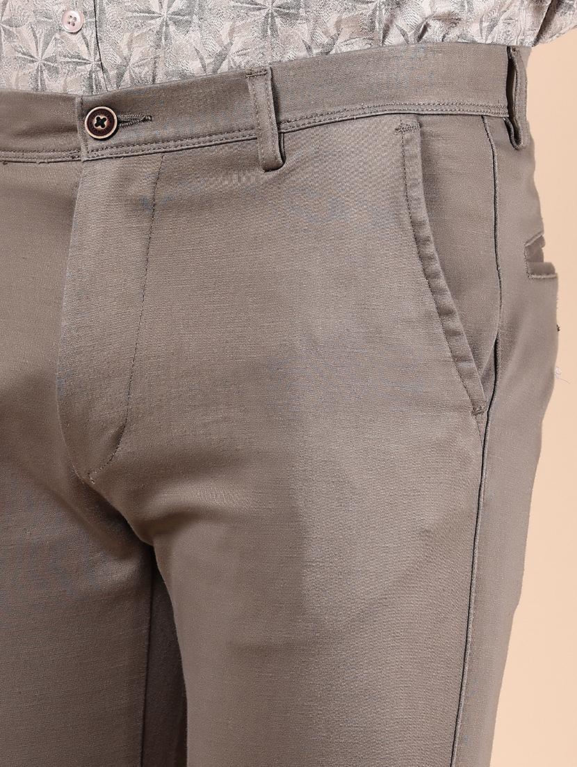men solid mid rise regular fit chinos - 21922843 - Standard Image - 4